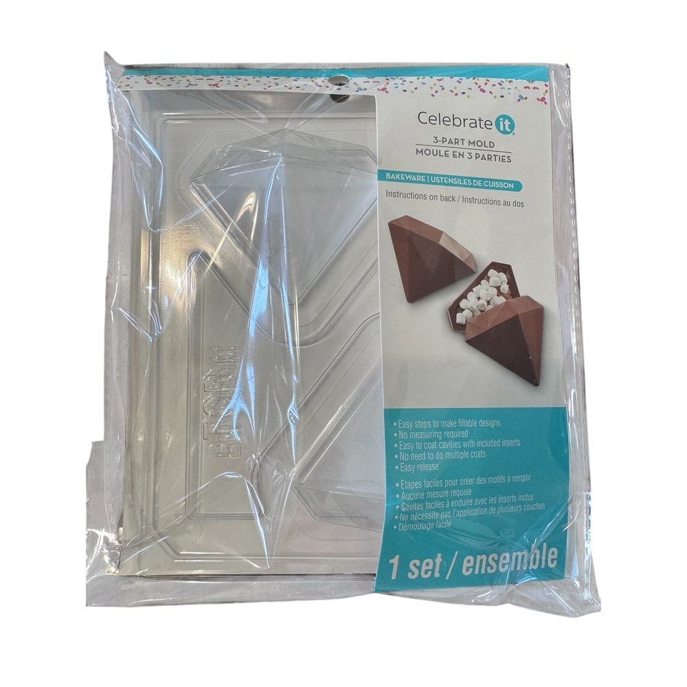 Celebrate‎ It Clear 3-Part Diamond Mold Bakeware Fillable Treat Mold Wedding New